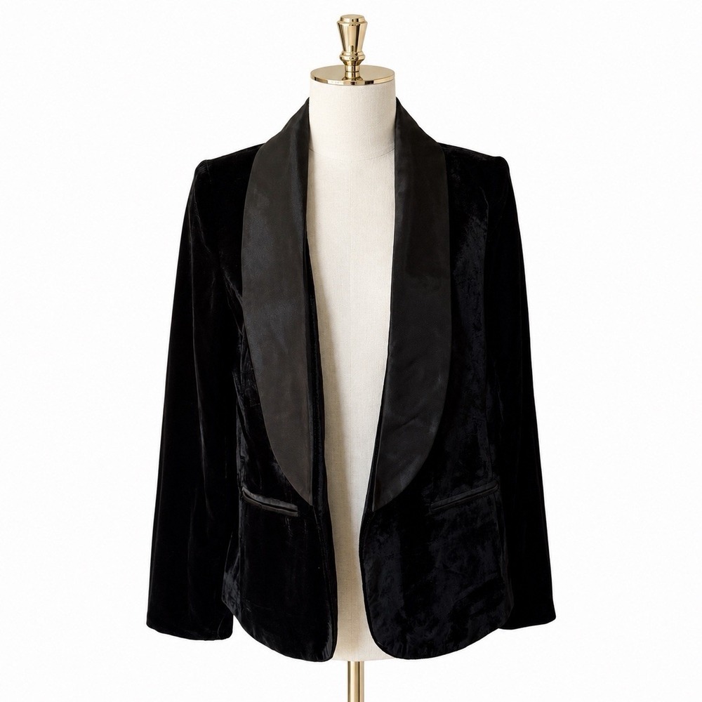Willow & Clay Black Velvet Blazer Jacket Satin Shawl Collar Women's Size S